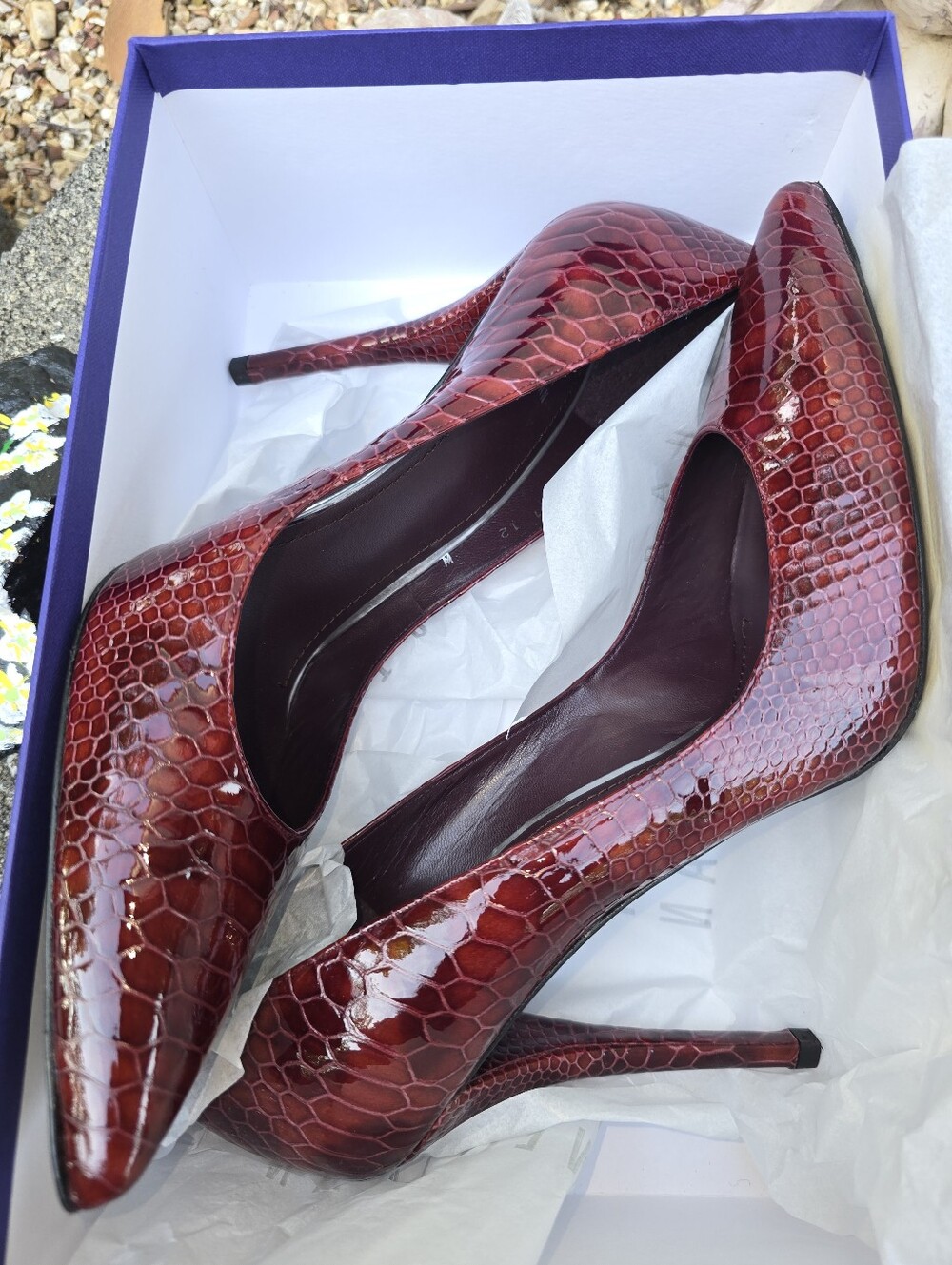 NEW Stuart Weitzman Heels In Box With Dustbag